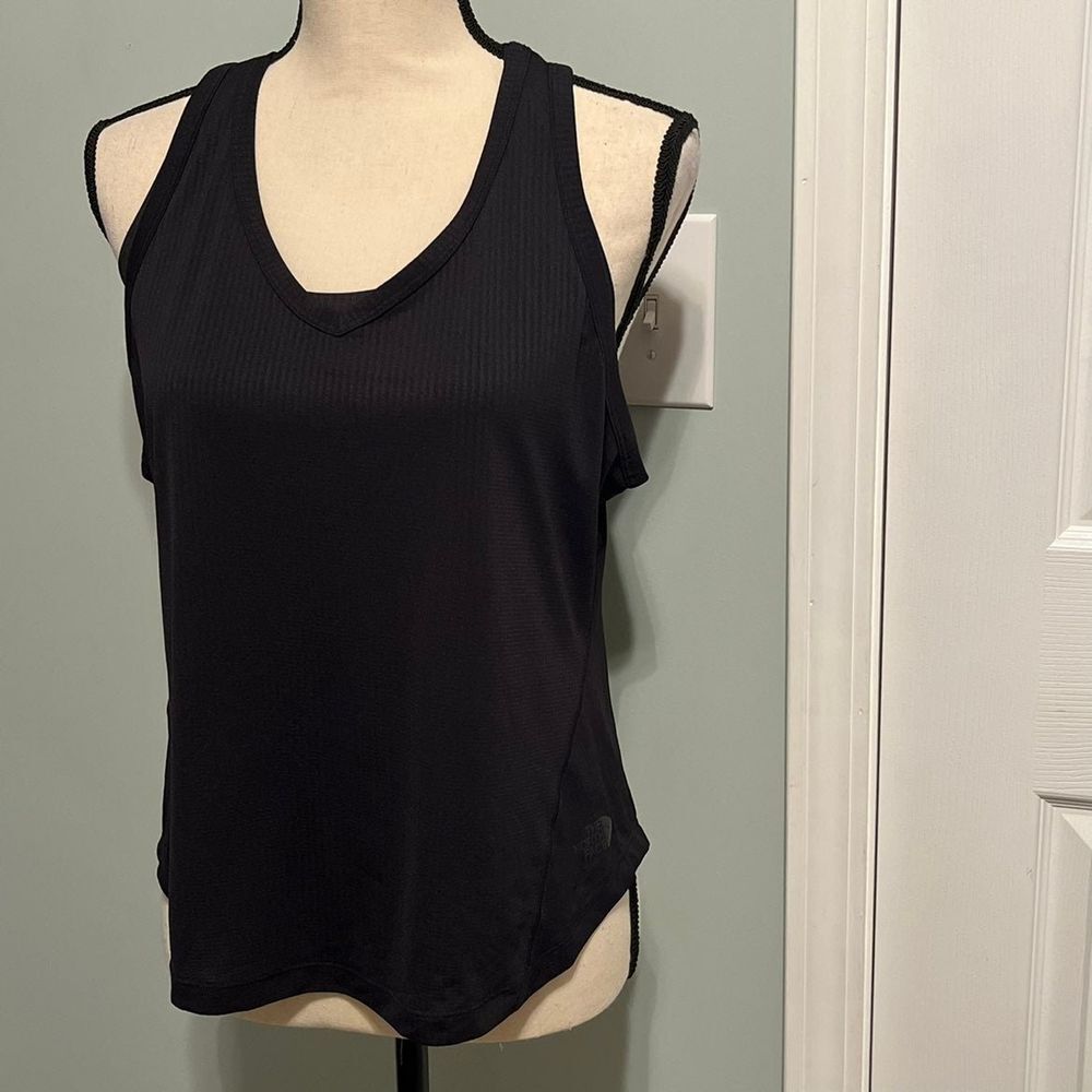 The North Face sports bra and tank double layer‎ women's size medium FlashDry